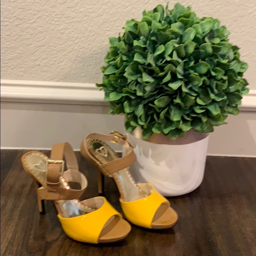 Madeline Heel